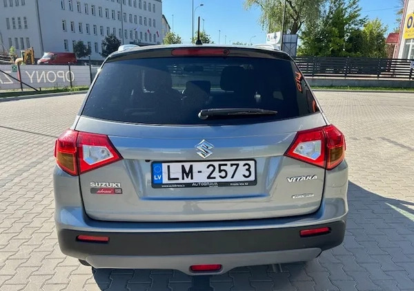 Suzuki Vitara cena 58700 przebieg: 83801, rok produkcji 2018 z Białystok małe 596